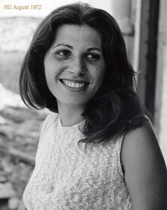 Classify cute Sicilian women